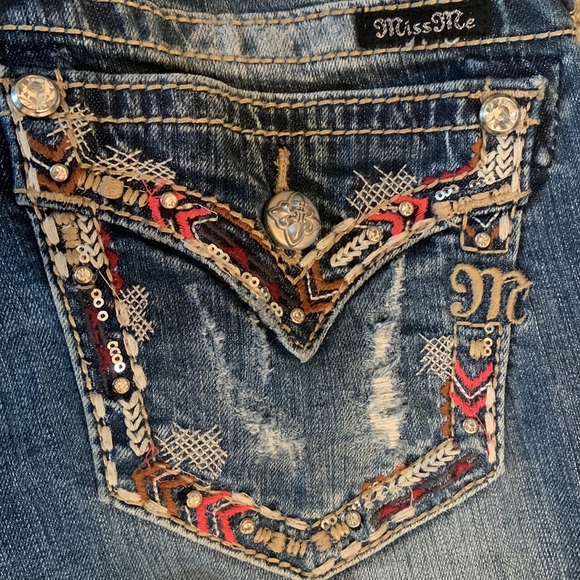 Miss Me Jeans - Picture 3 of 12